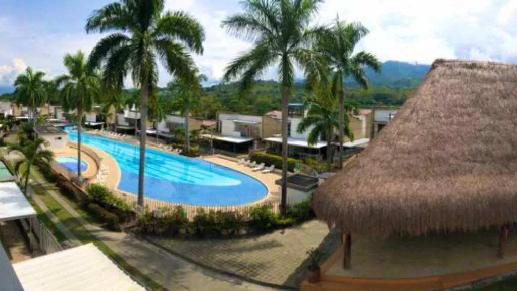 Villa Casa Vacacional Con Piscinas En San Jeronimo - Ciudadela Premium Medellín