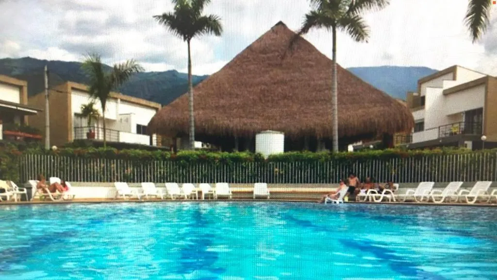 Villa Casa Vacacional Con Piscinas En San Jeronimo - Ciudadela Premium à Medellín 0*,